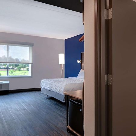 Tru By Hilton Columbia Greystone Hotel Екстериор снимка