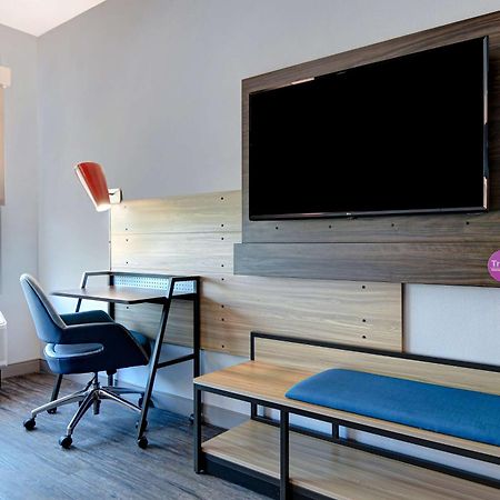 Tru By Hilton Columbia Greystone Hotel Екстериор снимка